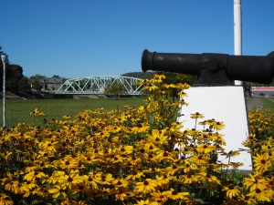 Civil War Canon Memorial - Soldiers Circle